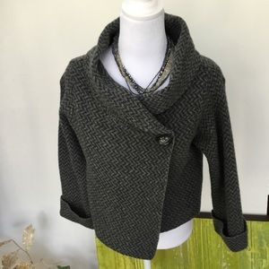 Chiara Mente sweater jacket.